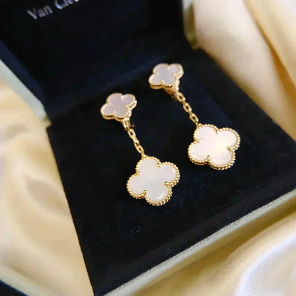 [Amore Jewelry]CLOVER 2 MOTIF WHITE MOP EARRINGS