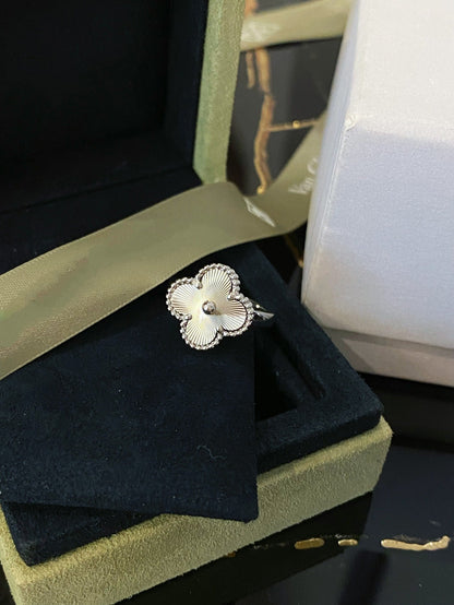 [Amore Jewelry]CLOVER SILVER RING