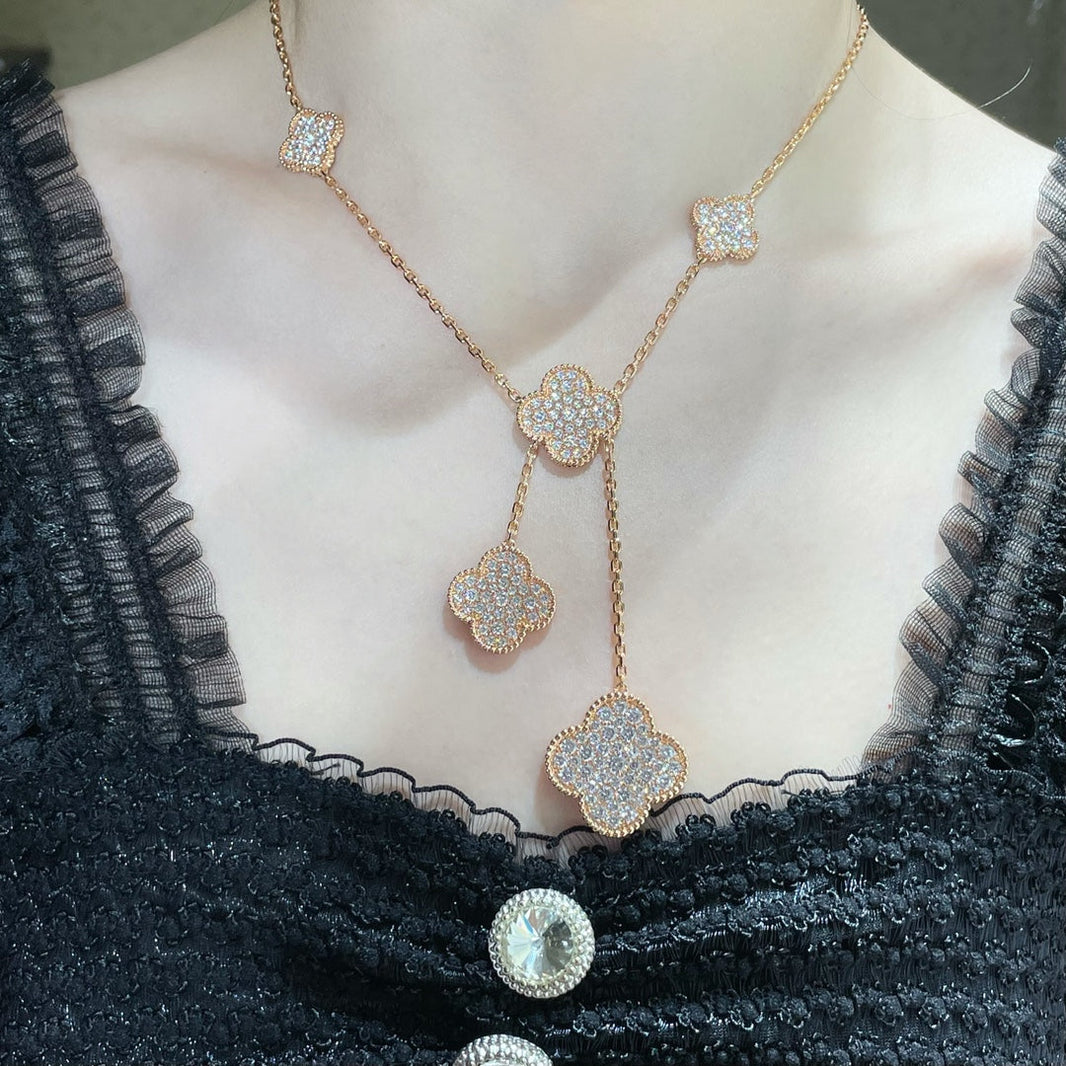 [Amore Jewelry]CLOVER 6 MOTIF DIAMOND PAVED NECKLACE