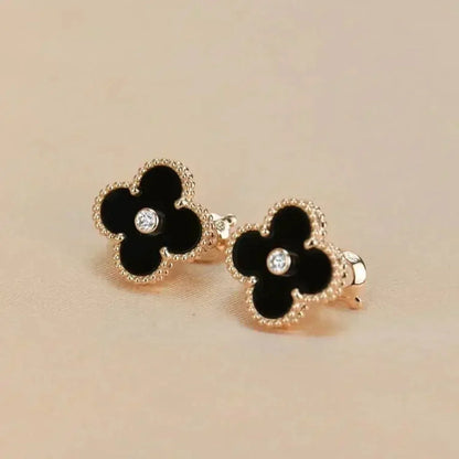 [Amore Jewelry]CLOVER MEDIUM 1 MOTIFS ONYX DIAMOND EARRINGS