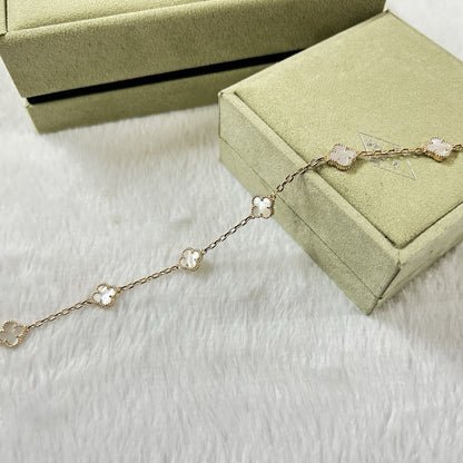 [Amore Jewelry]CLOVER 6 MOTIF WHITE MOP BRACELET