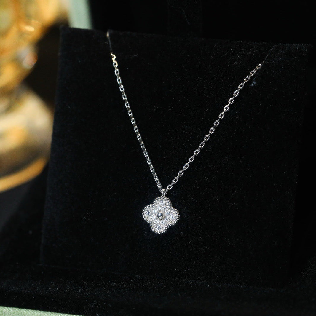 [Amore Jewelry]CLOVER MINI 9.5MM PENDANT DIAMOND NECKLACE