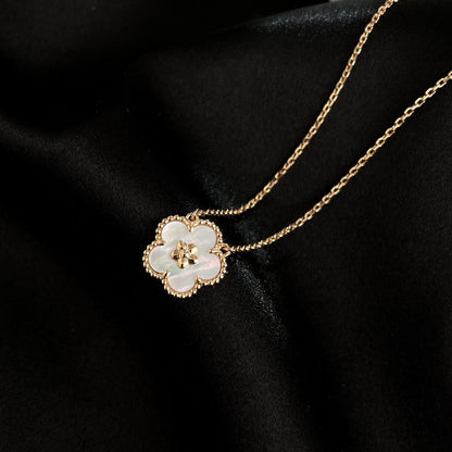 [Amore Jewelry]LUCKY  WHITE MOP  PLUM BLOSSOM NECKLACE
