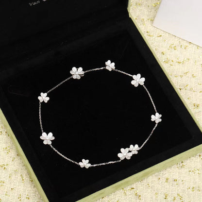 [Amore Jewelry]FRIVOLE SILVER 9 FLOWERS NECKLACE