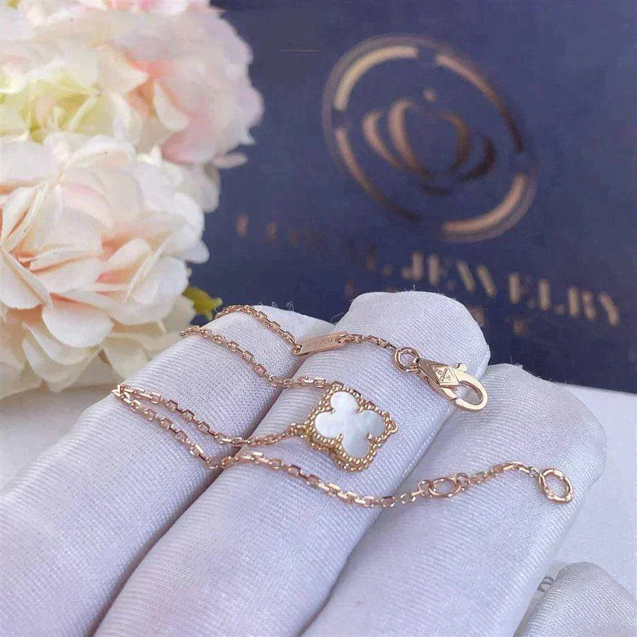 [Amore Jewelry]CLOVER WHITE MOP SINGLE FLOWER BRACELET